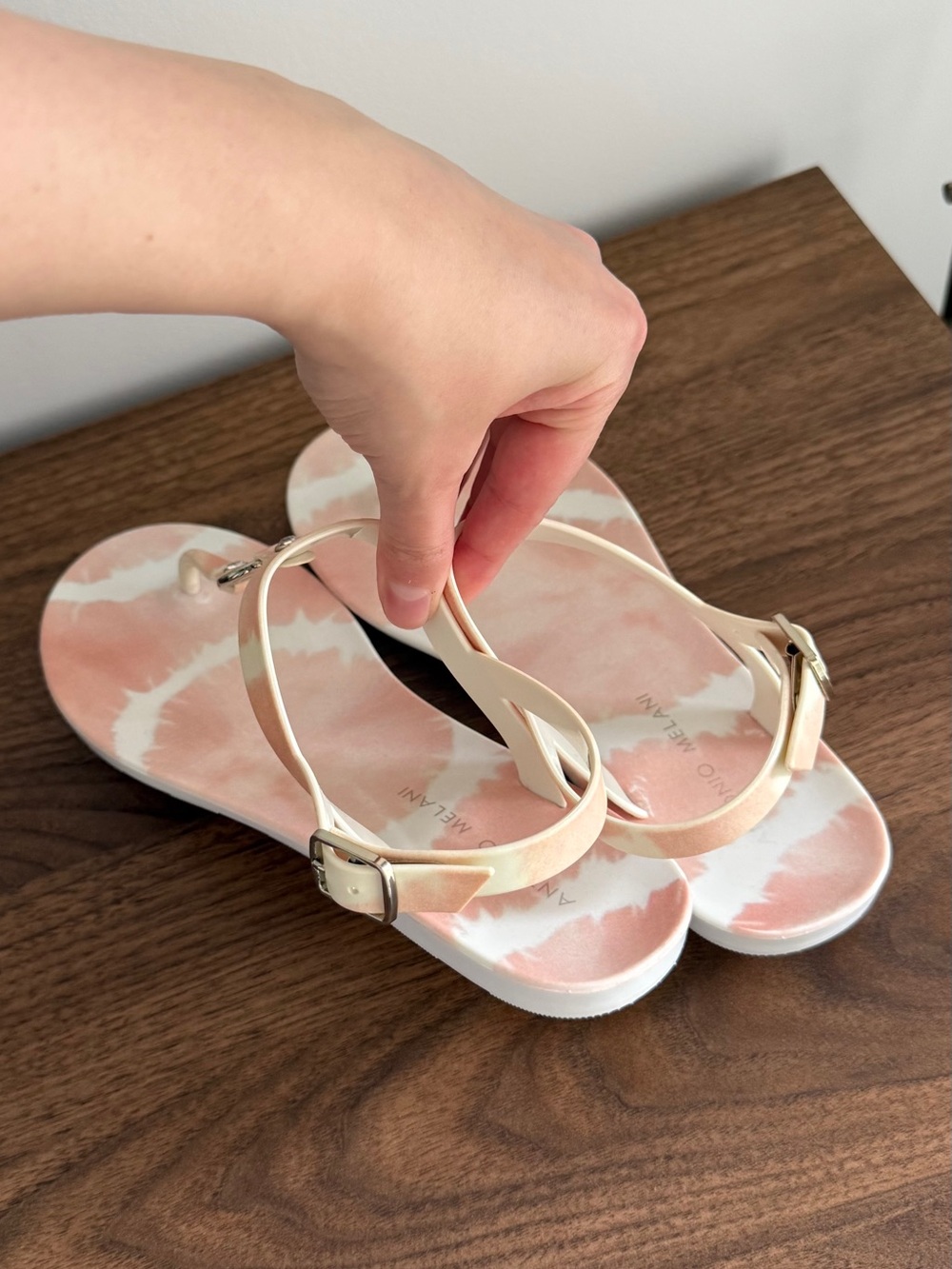 Antonio Melani Pink Tie-Dye T-Strap Sandals Size 7 - Picture 6 of 7